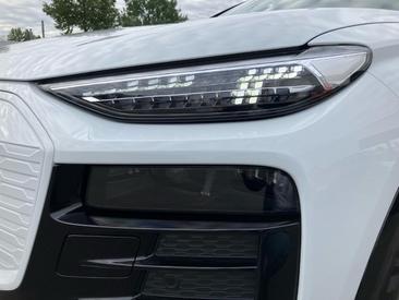 Audi Q6 SUV E-tron E-tron Performance — photo 6