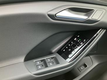 Audi Q6 SUV E-tron E-tron Performance — photo 15