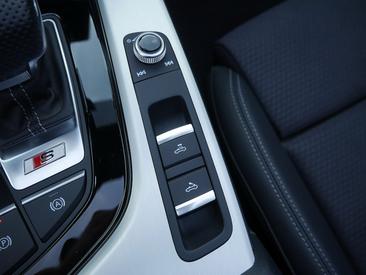 Audi S5 Cabriolet TFSI Quattro Tiptronic — photo 18