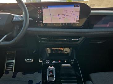 Audi A6 Sportback E-tron E-tron Quattro — photo 7