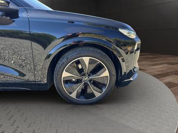 Audi SQ6 SUV E-tron E-tron Quattro — photo 6