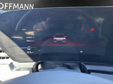 Audi SQ6 SUV E-tron E-tron Quattro — photo 10