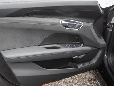 Audi RS E-tron GT E-tron Quattro — photo 11