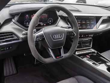 Audi RS E-tron GT E-tron Quattro — photo 14