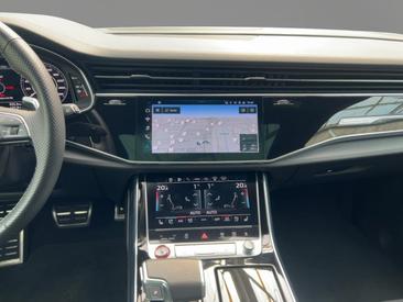 Audi RSQ8 TFSI Quattro Tiptronic — photo 12