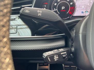 Audi RSQ8 TFSI Quattro Tiptronic — photo 15
