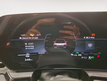 Audi Q6 Sportback E-tron E-tron Quattro — photo 12