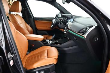 BMW iX3 High Executive EDrive — photo 11