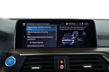 BMW iX3 High Executive EDrive — photo 17