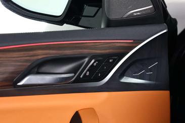 BMW iX3 High Executive EDrive — photo 21