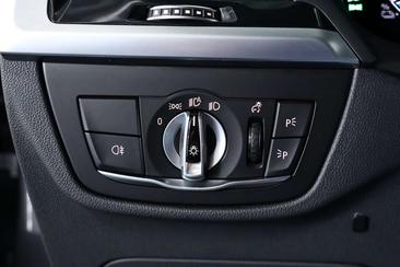 BMW iX3 High Executive EDrive — photo 24