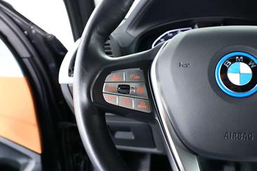 BMW iX3 High Executive EDrive — photo 25