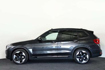 BMW iX3 High Executive EDrive — photo 31