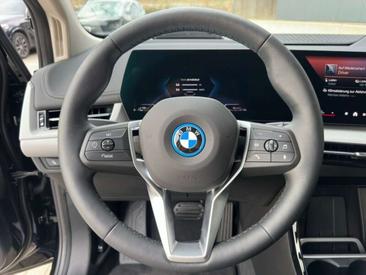 BMW Série 2 Active Tourer 230e XDrive — photo 5