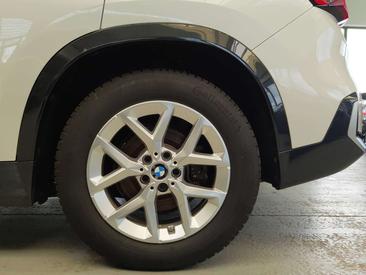 BMW IX1 XLine XDrive30 — photo 11