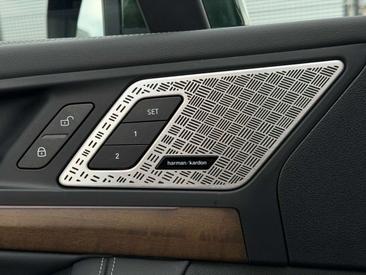 BMW 218 Luxury — photo 11