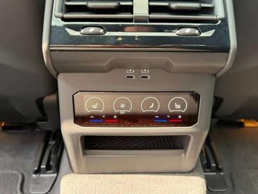 BMW M5 — photo 17