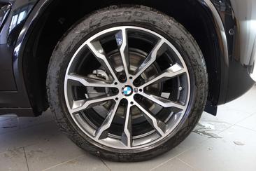 BMW X4 XDrive20d — photo 18