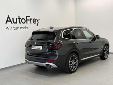 BMW X3 XDrive30e — photo 2