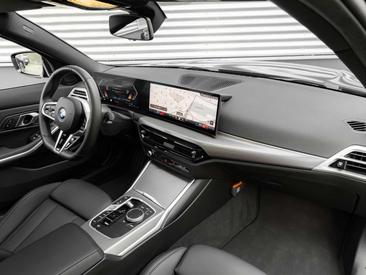 BMW Série 3 M Sport 330e — photo 19