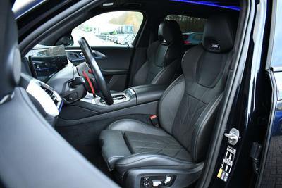 BMW XM V8