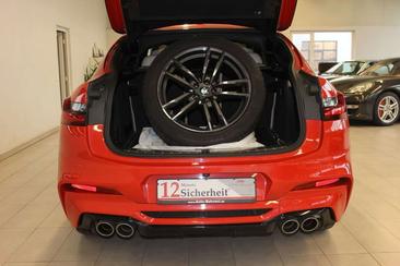BMW X4 M — photo 18
