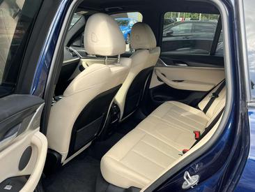 BMW X3 XDrive30e — photo 9