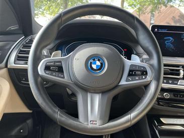 BMW X3 XDrive30e — photo 14