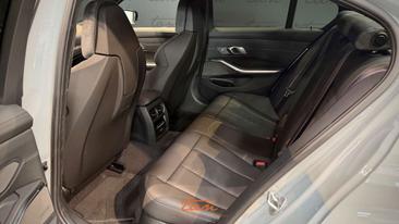 BMW M3 Competition M3 — photo 20