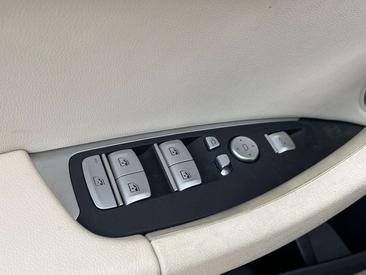 BMW X3 XDrive30e — photo 17