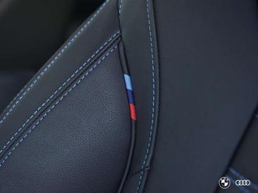 BMW 330e M Sport — photo 40
