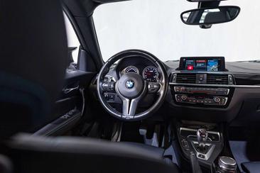 BMW M2 Competition — photo 10