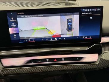 BMW I5 XDrive40 — photo 9