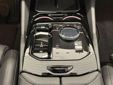 BMW I5 XDrive40 — photo 11