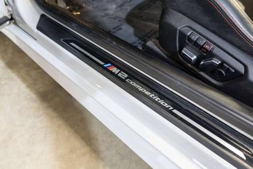 BMW M2 Competition — photo 21