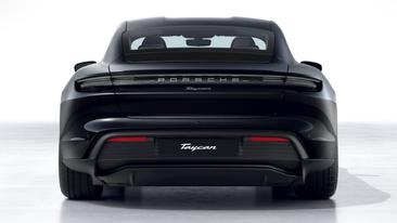 Porsche Taycan — photo 7
