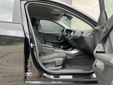 BMW 118 118i — photo 9