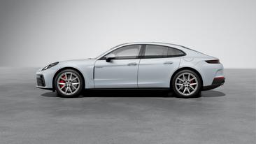 Porsche Panamera III 4S E-Hybrid — photo 2