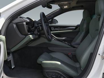 Porsche Panamera III Turbo S E-Hybrid — photo 16