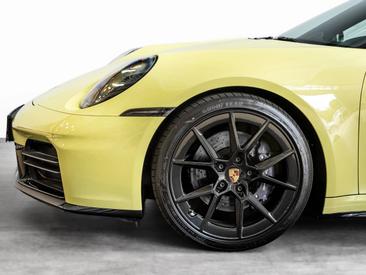 Porsche 992 II Carrera T — photo 8