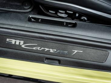 Porsche 992 II Carrera T — photo 19