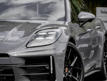 Porsche Panamera III 4S E-Hybrid — photo 8