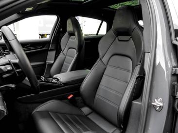 Porsche Panamera III 4S E-Hybrid — photo 12