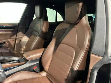 Porsche Macan Electrique 4S — photo 12