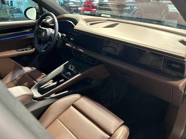 Porsche Macan Electrique 4S — photo 15