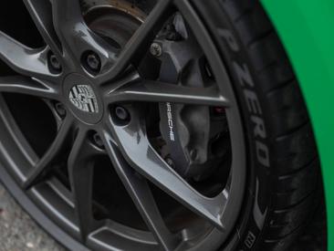 Porsche 718 type 982 Cayman T — photo 32