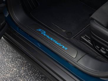 Porsche Panamera III GTS — photo 21