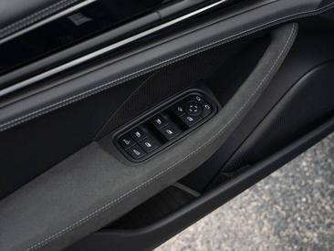 Porsche Panamera III GTS — photo 22