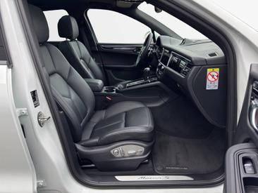 Porsche Macan S — photo 18