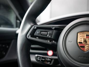 Porsche Taycan ph2 4S Cross Turismo — photo 33